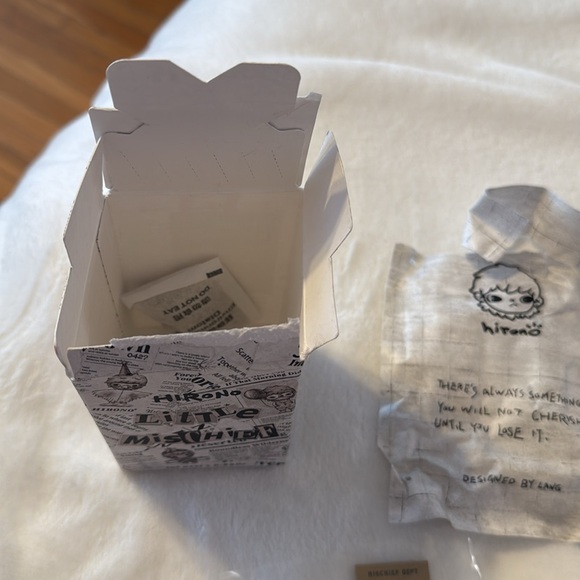 ✨SOLD on MERCARI✨POP MART x HIRONO Little Mischief Series Manacle Mini Figure - Picture 3 of 5